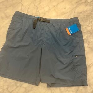 Men’s Columbia Shorts NWT XXL BLUE
